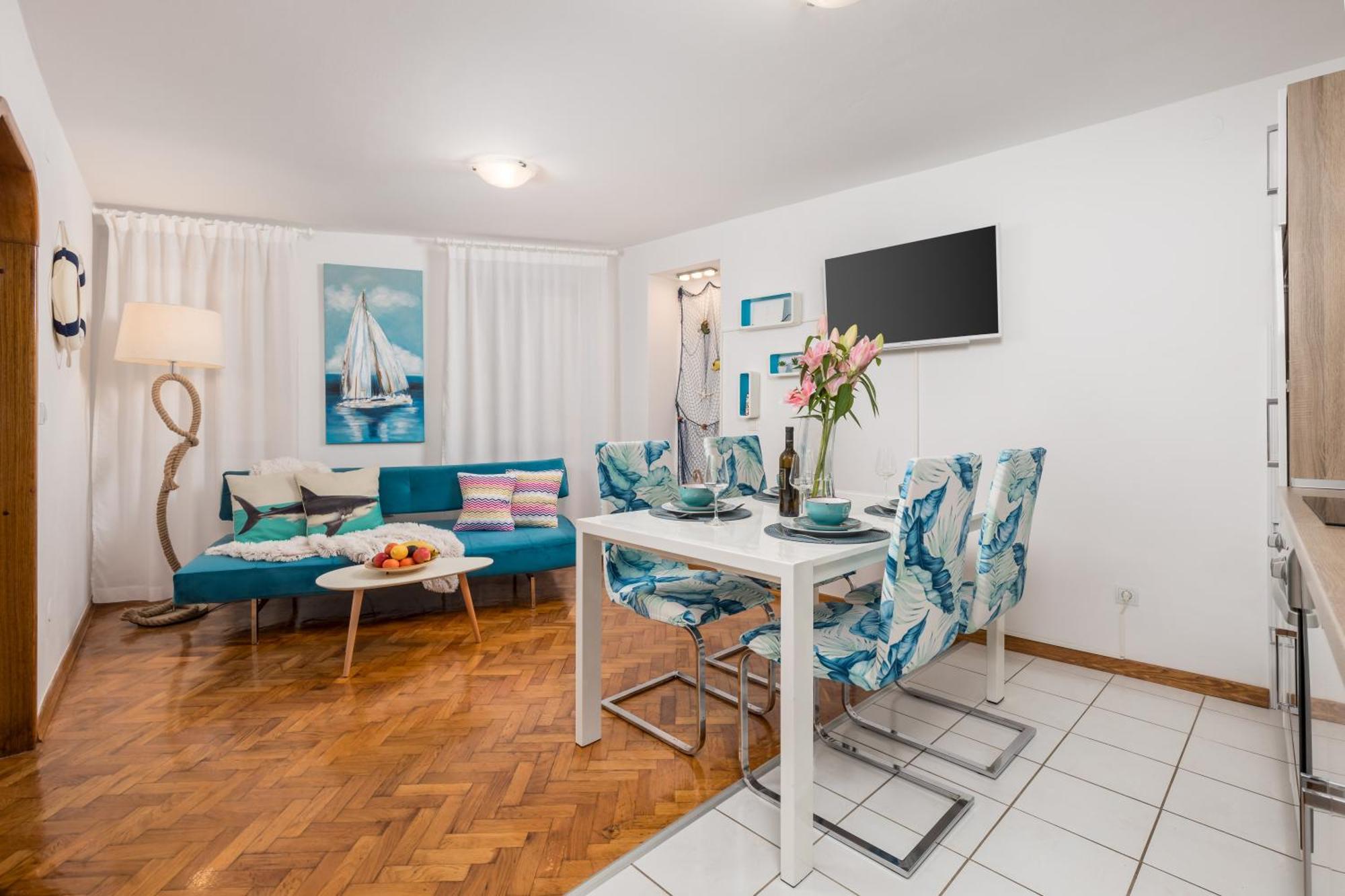 Sorgenfrei Apartment Rovigno Esterno foto