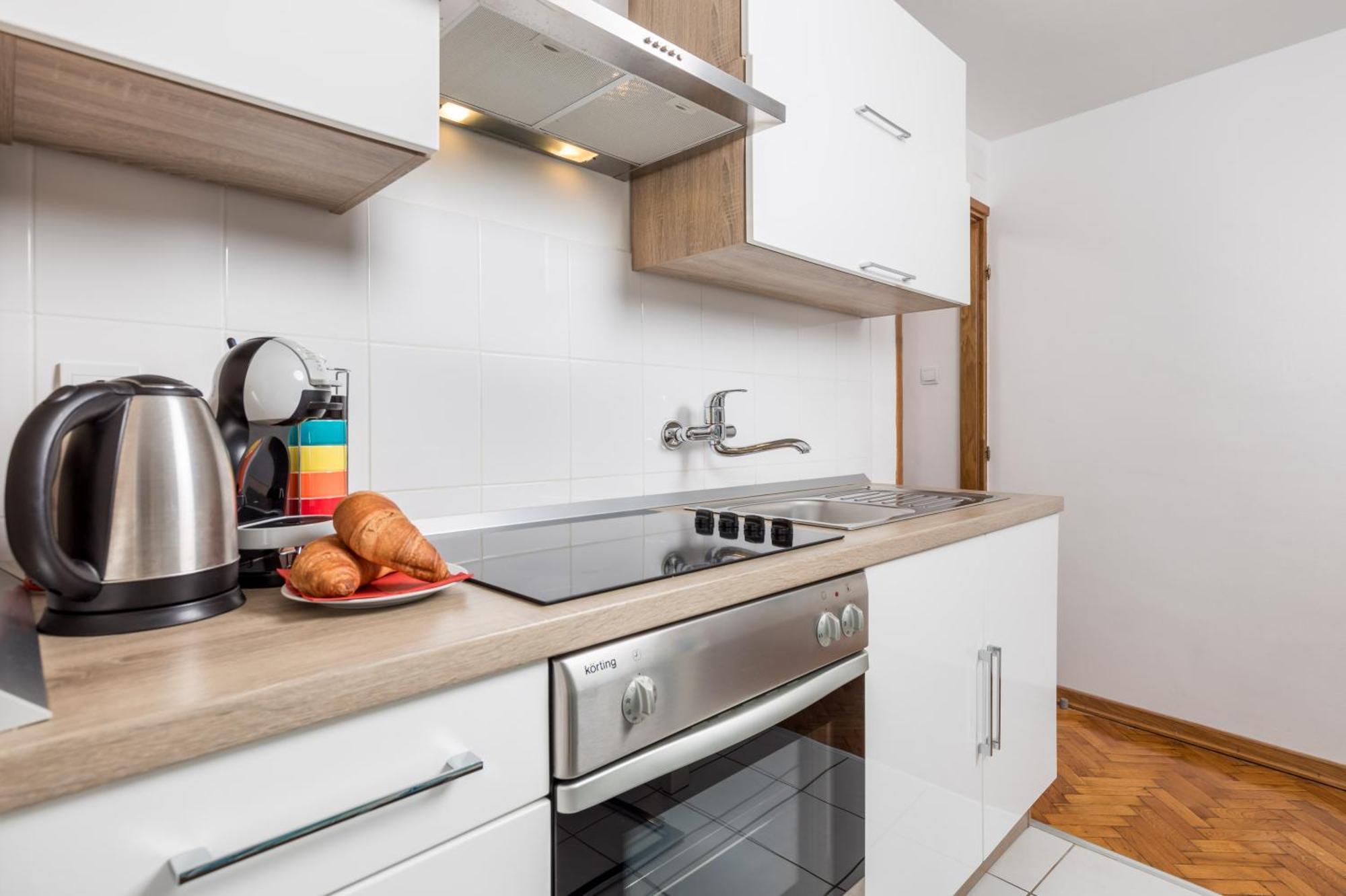 Sorgenfrei Apartment Rovigno Esterno foto