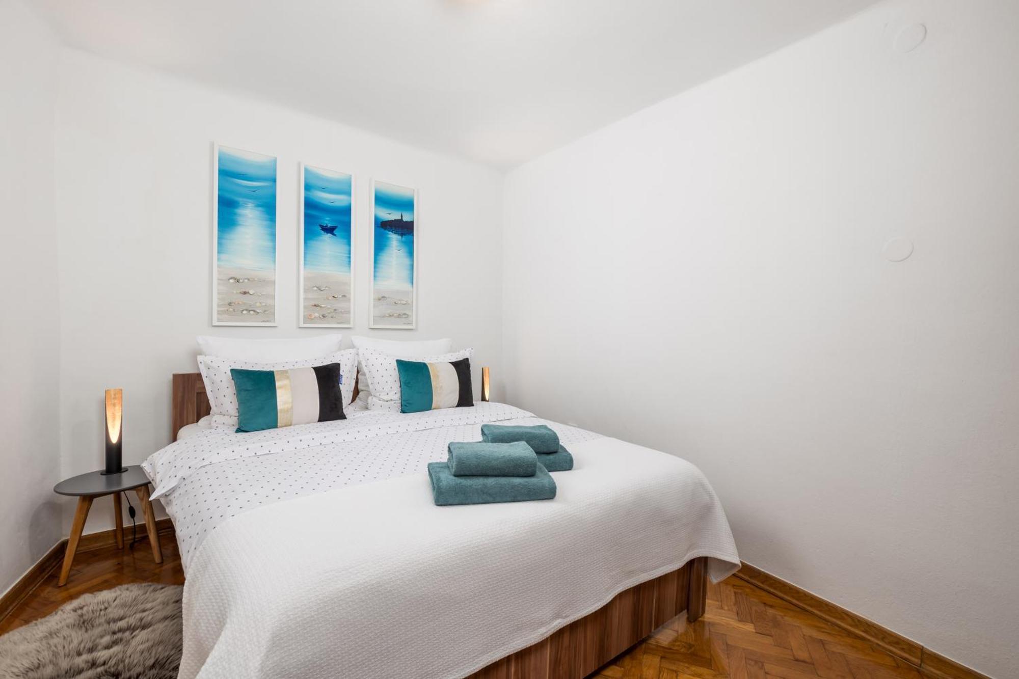 Sorgenfrei Apartment Rovigno Esterno foto